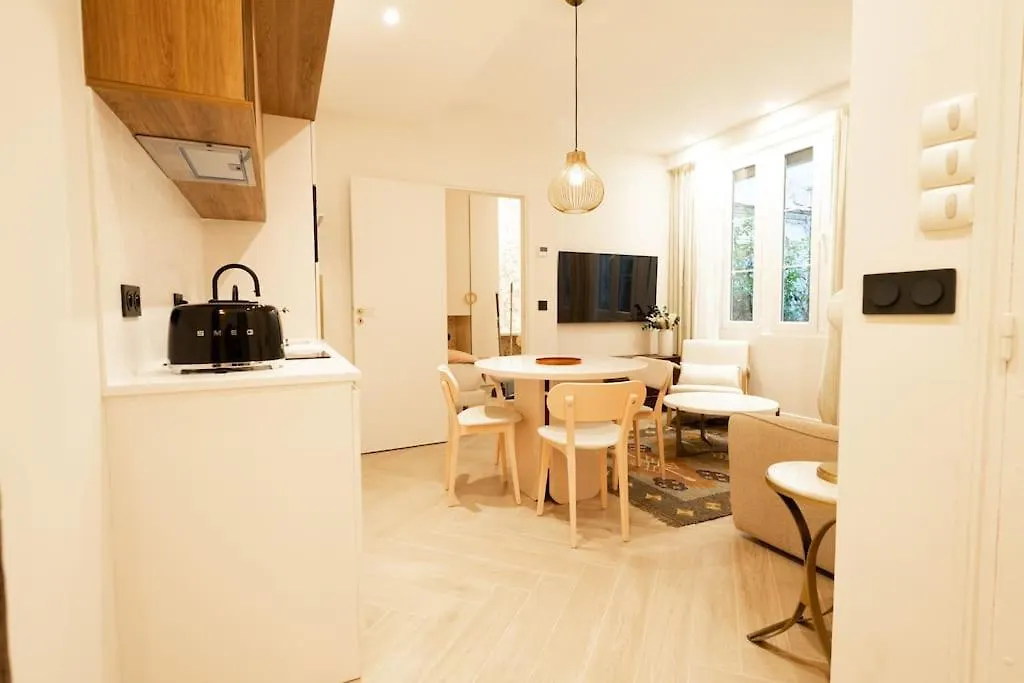 New Luxury Apartment - 4 People Paris 0*,  France