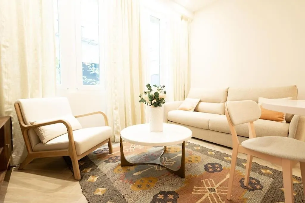 New Luxury Apartment - 4 People Paris